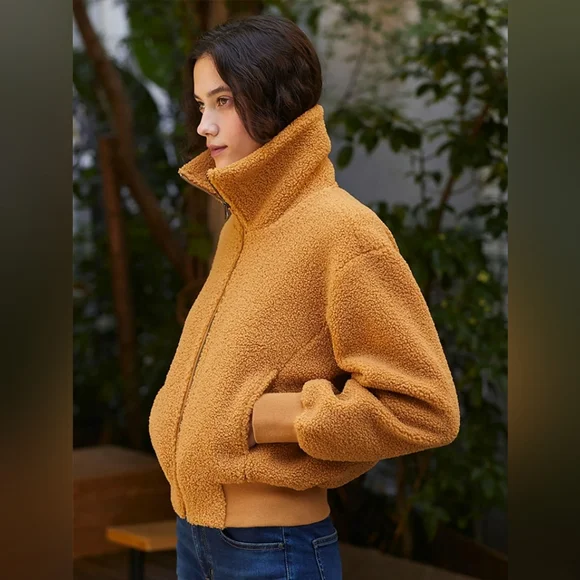 NWOT Uniqlo Cream Sherpa Fleece Pile Lined Cropped Teddy Bomber Jacket XS - Picture 6 of 16